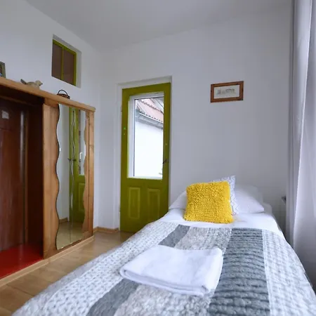 Piekny 3city Z Balkonem W Centrum Sopotu By Renters Lägenhet *